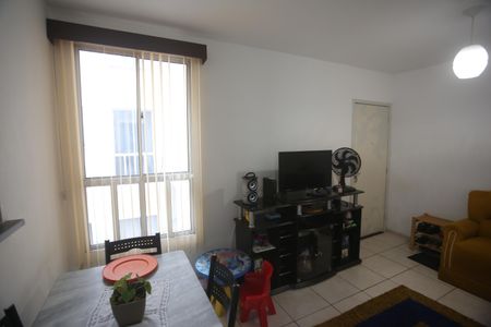 Apartamento para alugar com 45m², 2 quartos e 1 vagaSala