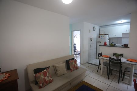 Sala de apartamento para alugar com 2 quartos, 45m² em Camargos, Belo Horizonte