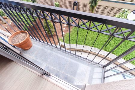 Varanda da Sala de apartamento à venda com 2 quartos, 54m² em Vila Carmosina, São Paulo