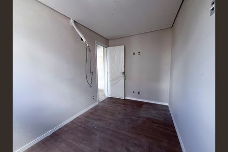 Quarto 1 de apartamento à venda com 2 quartos, 60m² em Sagrada Família, Belo Horizonte