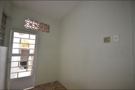 Casa para alugar com 70m², 2 quartos e sem vagaÁrea de Serviço