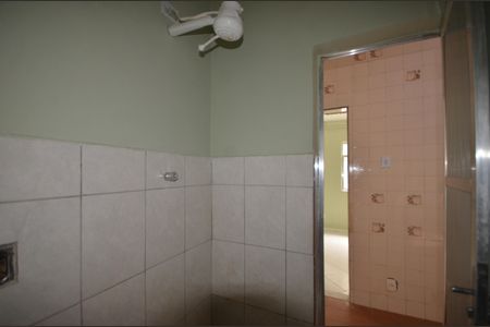 Casa para alugar com 70m², 2 quartos e sem vagaBanheiro