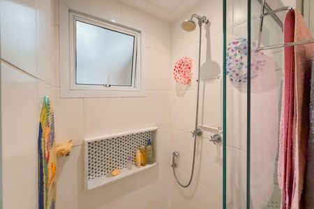 Apartamento para alugar com 98m², 3 quartos e 2 vagas Apartamento para alugar com 98m², 3 quartos e 2 vagasBanheiro Social