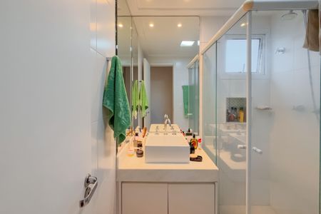 Apartamento para alugar com 98m², 3 quartos e 2 vagas Apartamento para alugar com 98m², 3 quartos e 2 vagasBanheiro da Suíte