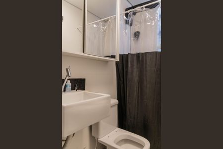 Apartamento à venda com 135m², 2 quartos e 2 vagas Apartamento à venda com 135m², 2 quartos e 2 vagasBanheiro da Suíte