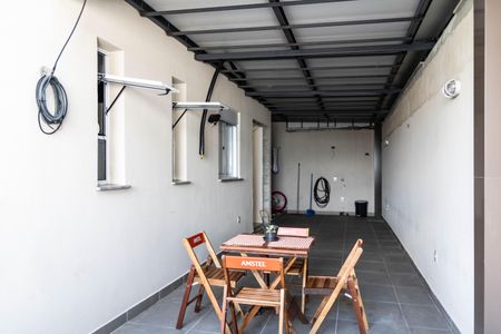 Apartamento à venda com 135m², 2 quartos e 2 vagas Apartamento à venda com 135m², 2 quartos e 2 vagasÁrea externa