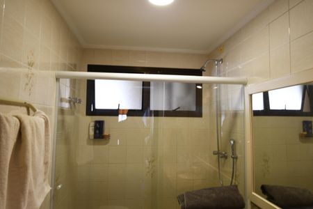 Apartamento à venda com 221m², 3 quartos e 2 vagasBanheiro Social