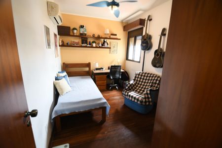 Apartamento à venda com 221m², 3 quartos e 2 vagasQuarto 1