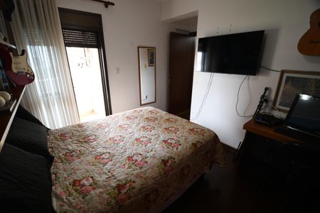 Apartamento à venda com 221m², 3 quartos e 2 vagasQuarto 2 