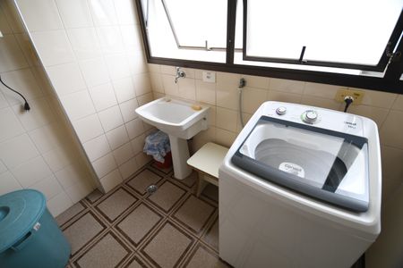 Apartamento à venda com 221m², 3 quartos e 2 vagasÁrea de Serviço