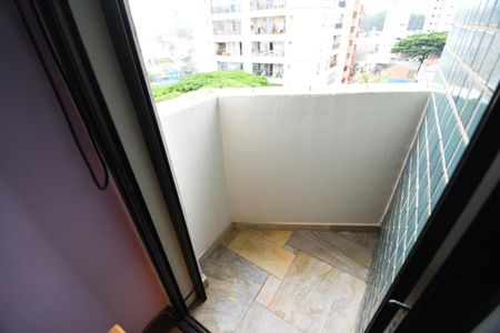 Apartamento à venda com 221m², 3 quartos e 2 vagasQuarto 3 - Suíte Sacada