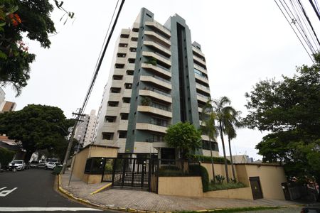 Apartamento à venda com 221m², 3 quartos e 2 vagasFachada do Prédio