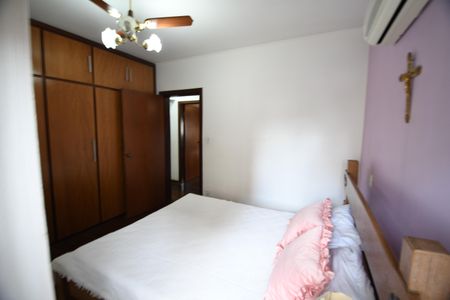 Apartamento à venda com 221m², 3 quartos e 2 vagasQuarto 3 - Suíte