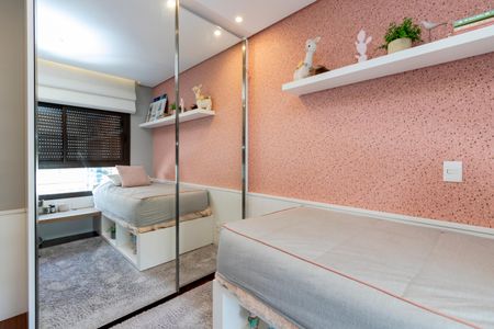 Apartamento à venda com 178m², 3 quartos e 2 vagasSuíte 2