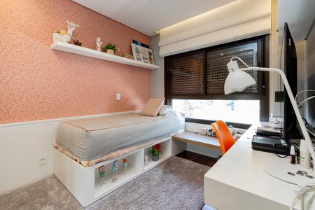 Apartamento à venda com 178m², 3 quartos e 2 vagasSuíte 2