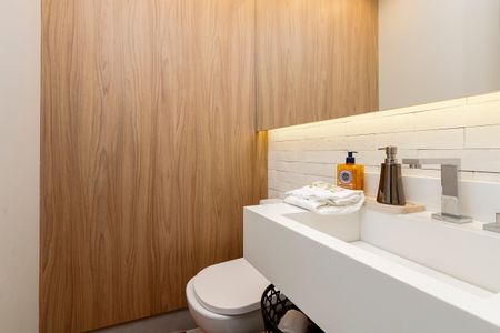 Apartamento à venda com 178m², 3 quartos e 2 vagasLavabo