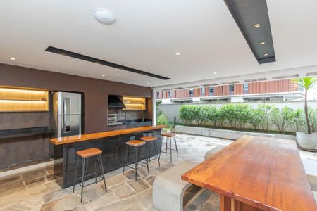 Apartamento à venda com 178m², 3 quartos e 2 vagasChurrasqueira