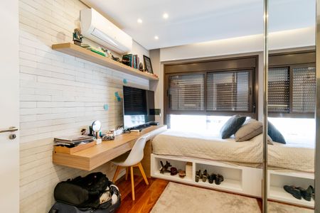 Apartamento à venda com 178m², 3 quartos e 2 vagasSuíte 3