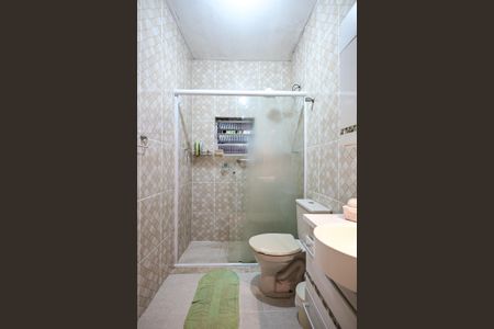 Casa à venda com 100m², 2 quartos e 1 vagaBanheiro