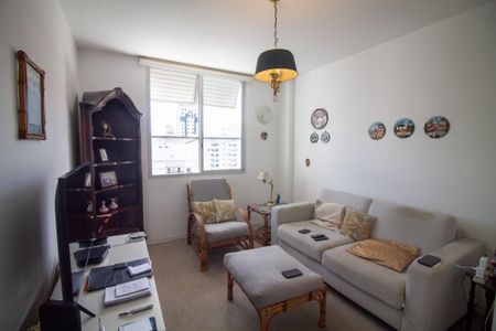 Apartamento à venda com 210m², 4 quartos e 2 vagas Apartamento à venda com 210m², 4 quartos e 2 vagasQuarto 1