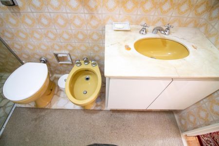 Apartamento à venda com 210m², 4 quartos e 2 vagas Apartamento à venda com 210m², 4 quartos e 2 vagasBanheiro