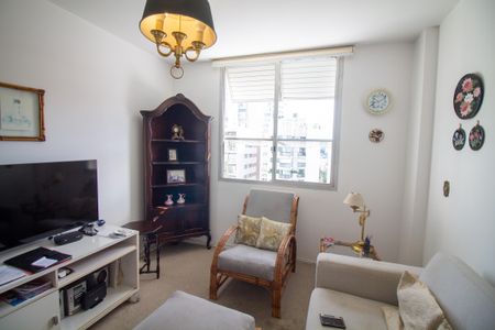 Apartamento à venda com 210m², 4 quartos e 2 vagas Apartamento à venda com 210m², 4 quartos e 2 vagasQuarto 1