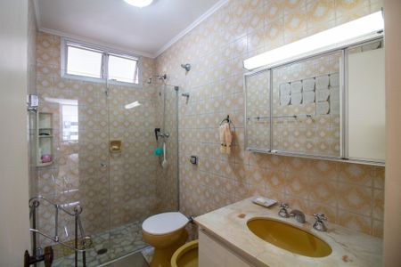 Apartamento à venda com 210m², 4 quartos e 2 vagas Apartamento à venda com 210m², 4 quartos e 2 vagasBanheiro