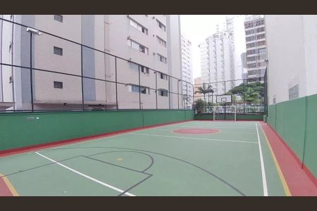 Apartamento à venda com 210m², 4 quartos e 2 vagas Apartamento à venda com 210m², 4 quartos e 2 vagasÁrea comum - Quadra