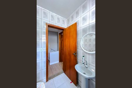 Casa para alugar com 80m², 3 quartos e 1 vaga Casa para alugar com 80m², 3 quartos e 1 vagaBanheiro