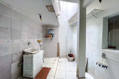 Casa para alugar com 80m², 3 quartos e 1 vaga Casa para alugar com 80m², 3 quartos e 1 vagaÁrea de Serviço