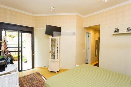 Apartamento à venda com 246m², 4 quartos e 4 vagasFoto 18