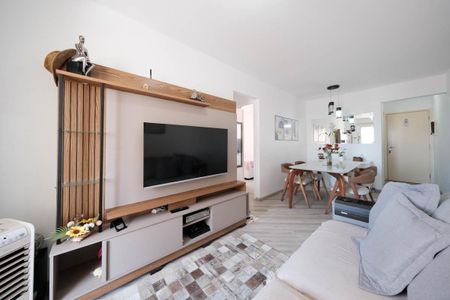 Apartamento à venda com 2 quartos, 60m² em Vila Marieta, São Paulo