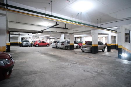 Apartamento à venda com 60m², 2 quartos e 1 vaga