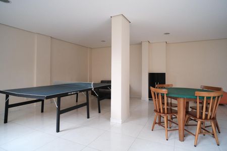 Apartamento à venda com 60m², 2 quartos e 1 vaga