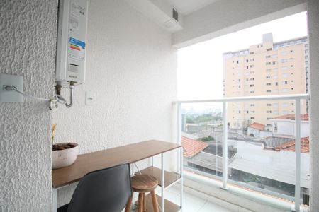 Varanda Sala de kitnet/studio para alugar com 1 quarto, 32m² em Jardim Monte Kemel, São Paulo