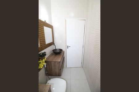 Banheiro de casa para alugar com 1 quarto, 125m² em Vila Industrial, São José dos Campos