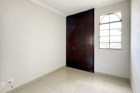 Apartamento à venda com 82m², 3 quartos e 2 vagasQuarto 2