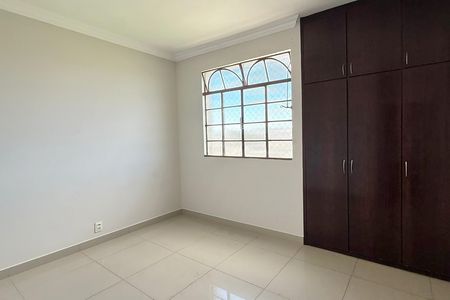 Apartamento à venda com 82m², 3 quartos e 2 vagasQuarto 3