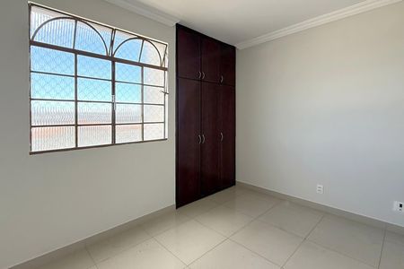 Apartamento à venda com 82m², 3 quartos e 2 vagasQuarto 3