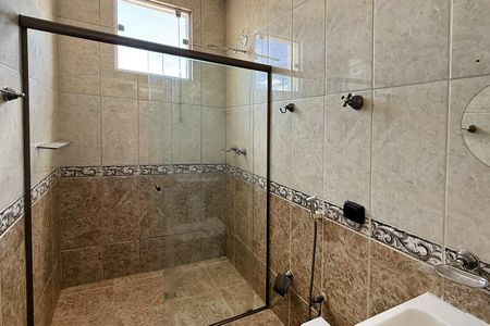 Apartamento à venda com 82m², 3 quartos e 2 vagasBanheiro