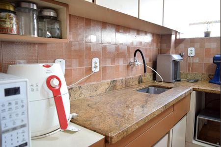 Apartamento à venda com 103m², 2 quartos e 1 vagaCozinha