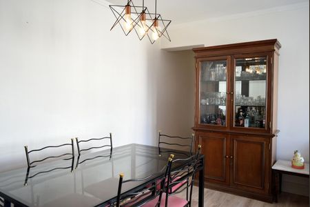 Apartamento à venda com 103m², 2 quartos e 1 vagaSala