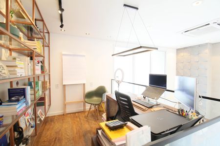 Sala/Mezanino  de apartamento à venda com 2 quartos, 150m² em Vila Andrade, São Paulo