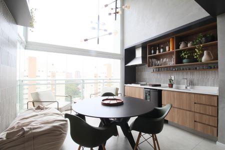 Sala de apartamento à venda com 2 quartos, 150m² em Vila Andrade, São Paulo