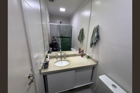 Apartamento à venda com 63m², 2 quartos e 1 vaga Apartamento à venda com 63m², 2 quartos e 1 vagaBanheiro