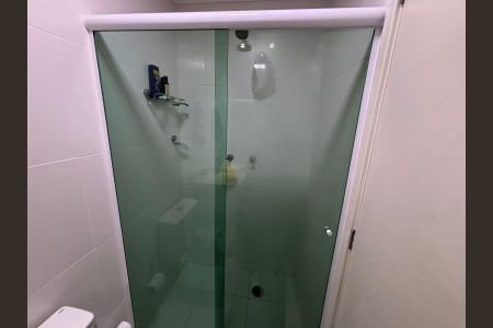 Apartamento à venda com 63m², 2 quartos e 1 vaga Apartamento à venda com 63m², 2 quartos e 1 vagaBanheiro