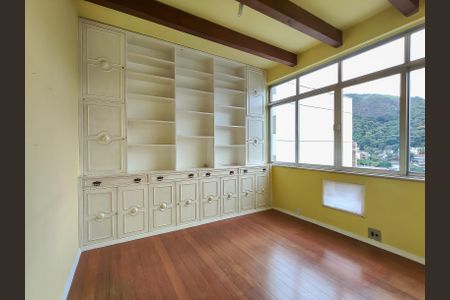 Apartamento à venda com 125m², 3 quartos e 1 vaga Apartamento à venda com 125m², 3 quartos e 1 vagaQuarto 2