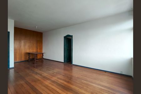 Apartamento à venda com 125m², 3 quartos e 1 vaga Apartamento à venda com 125m², 3 quartos e 1 vagaSala