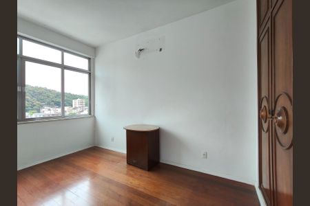 Apartamento à venda com 125m², 3 quartos e 1 vaga Apartamento à venda com 125m², 3 quartos e 1 vagaSuíte