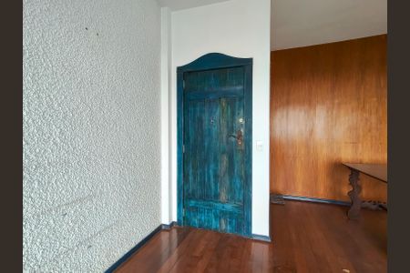 Apartamento à venda com 125m², 3 quartos e 1 vaga Apartamento à venda com 125m², 3 quartos e 1 vagaEntrada